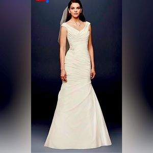 draped taffeta v-neck wedding dress with appliqué and storage bag